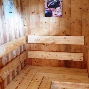 Le sauna pour 4 personnes.